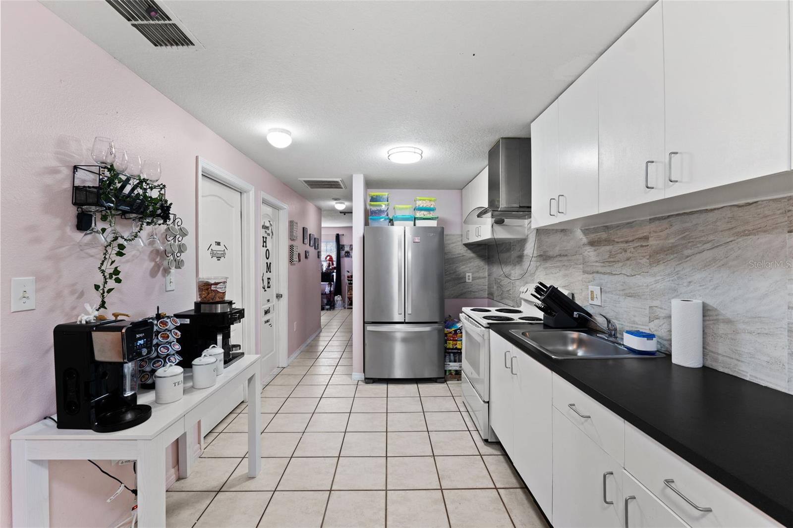 Image 36 of 58 For 3334-3336 Heiter Street