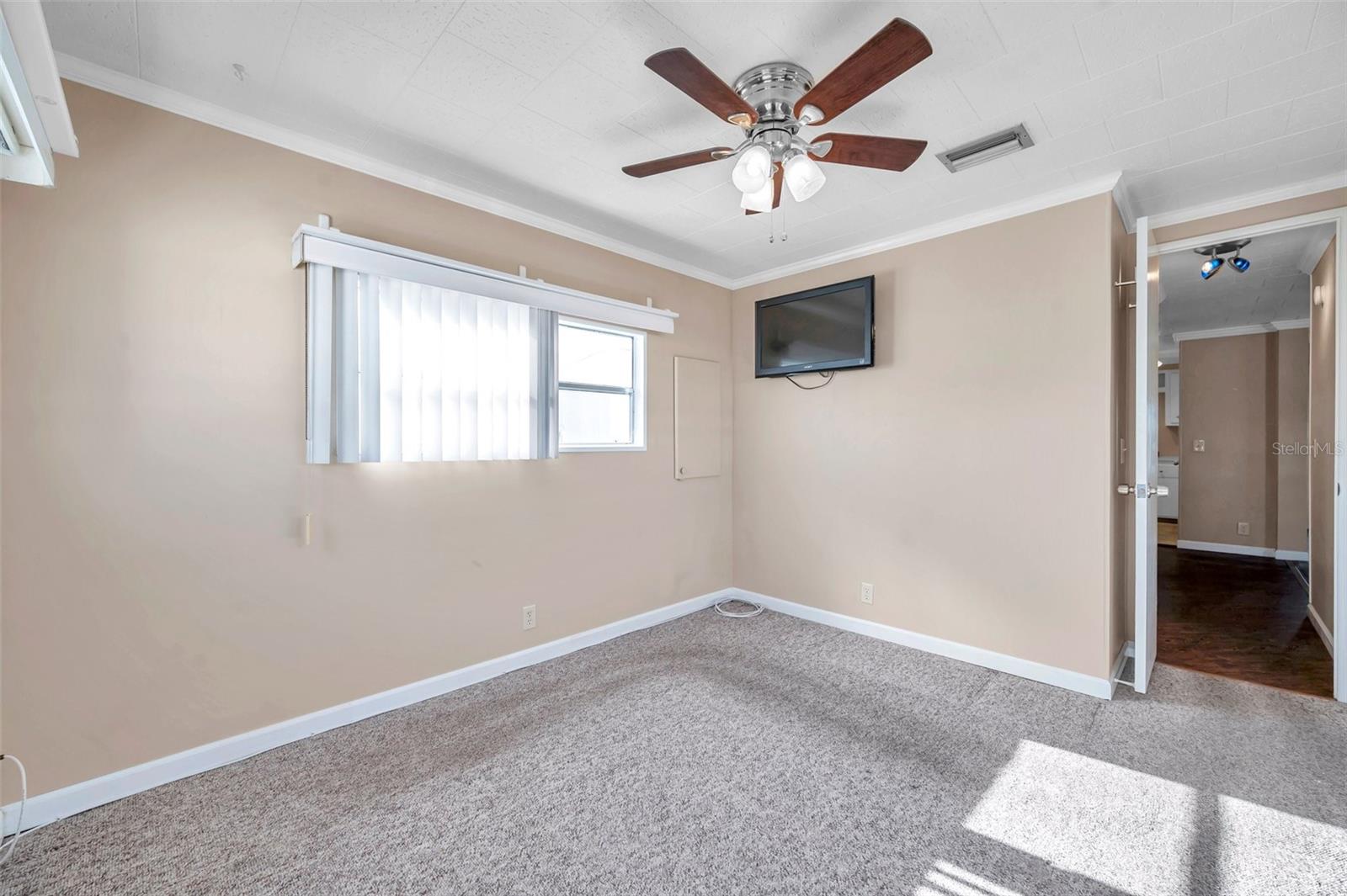 Image 34 of 65 For 4851 Gandy Boulevard B6 L3