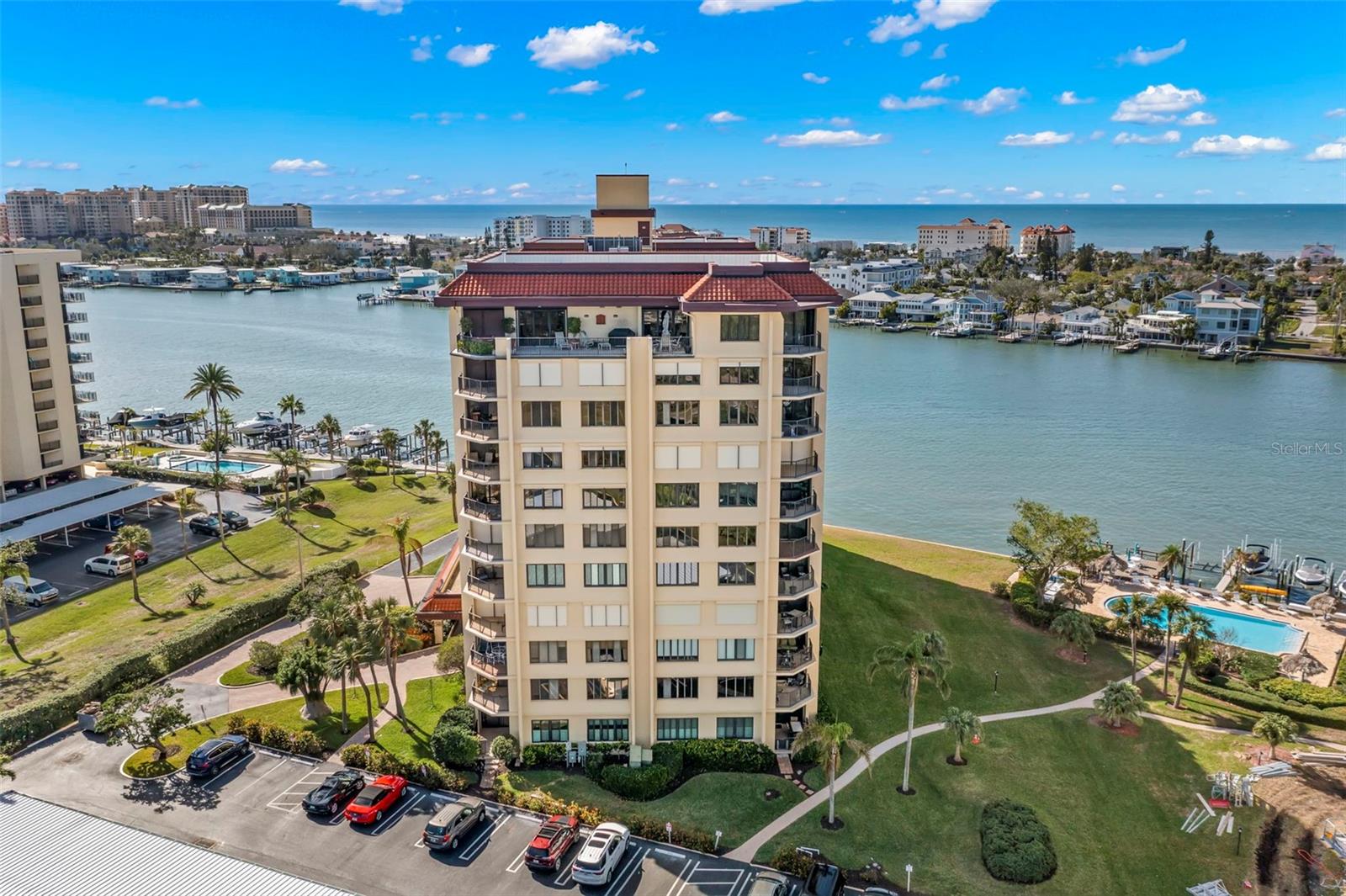 Image 59 of 66 For 700 Island Way 704