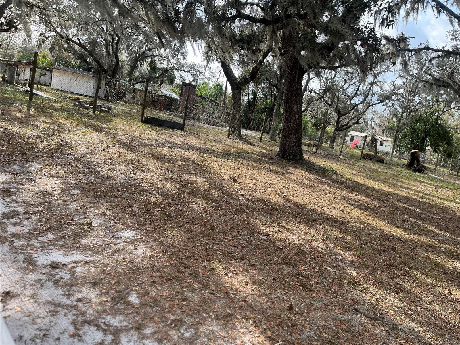 Listing photo id 16 for 1319 Vance Road