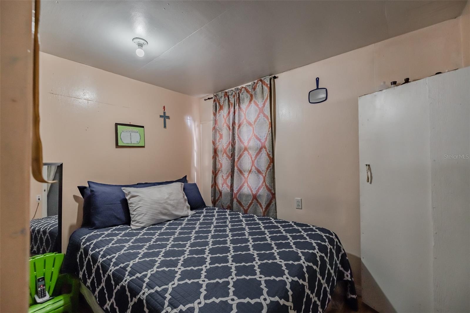 Listing photo id 5 for 1319 Vance Road