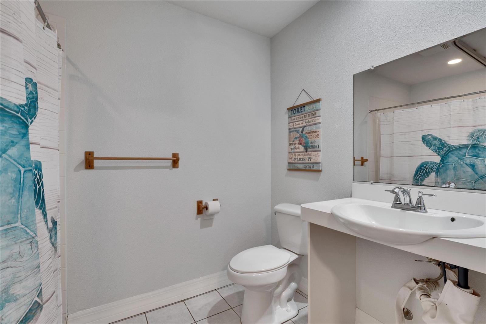 Listing photo id 29 for 1206 Meadowcrest Drive