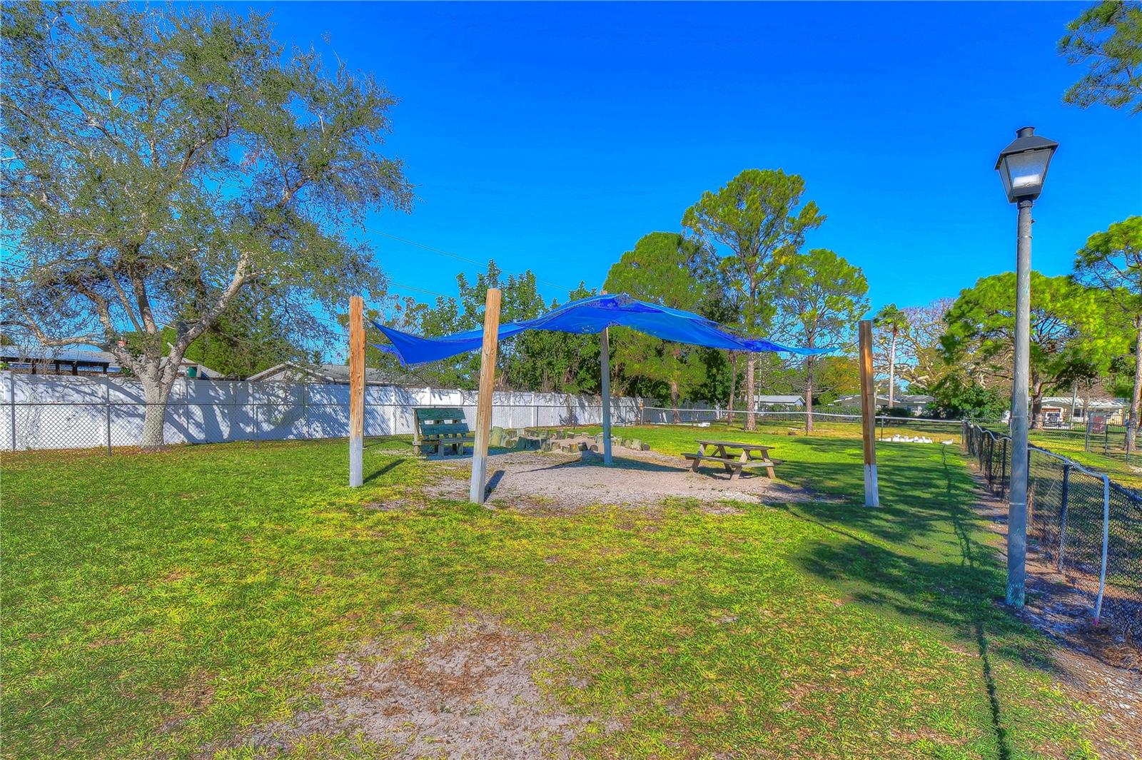 Image 67 of 82 For 5176 Salmon Drive Se D