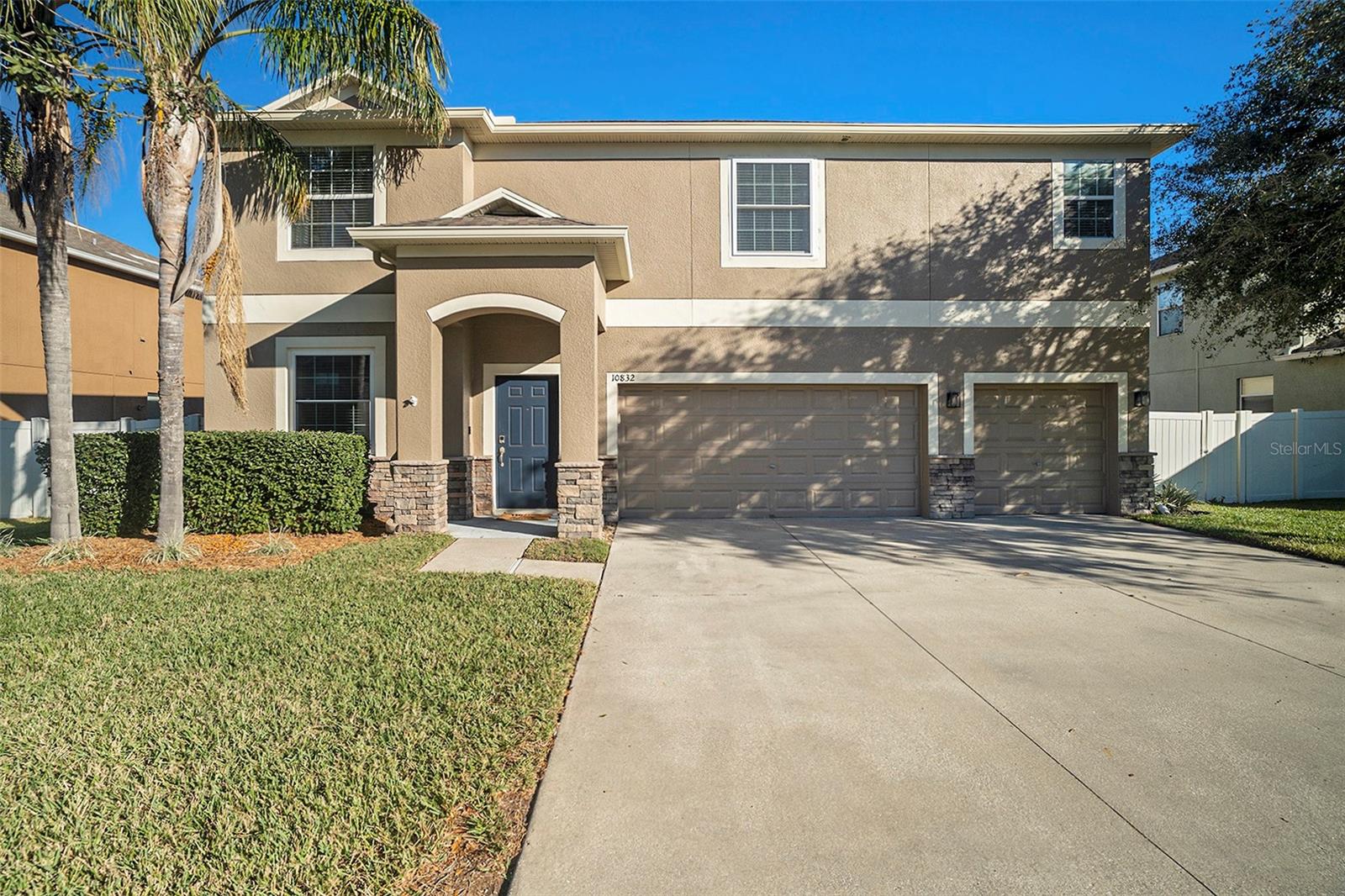 Details for 10832 Carloway Hills Drive, WIMAUMA, FL 33598