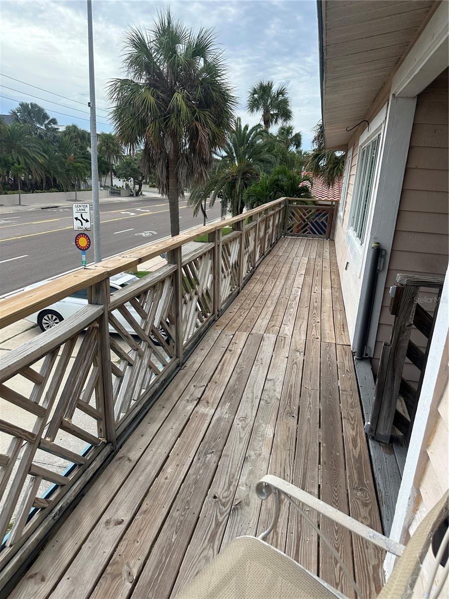 Image 2 of 27 For 15803 Gulf Boulevard