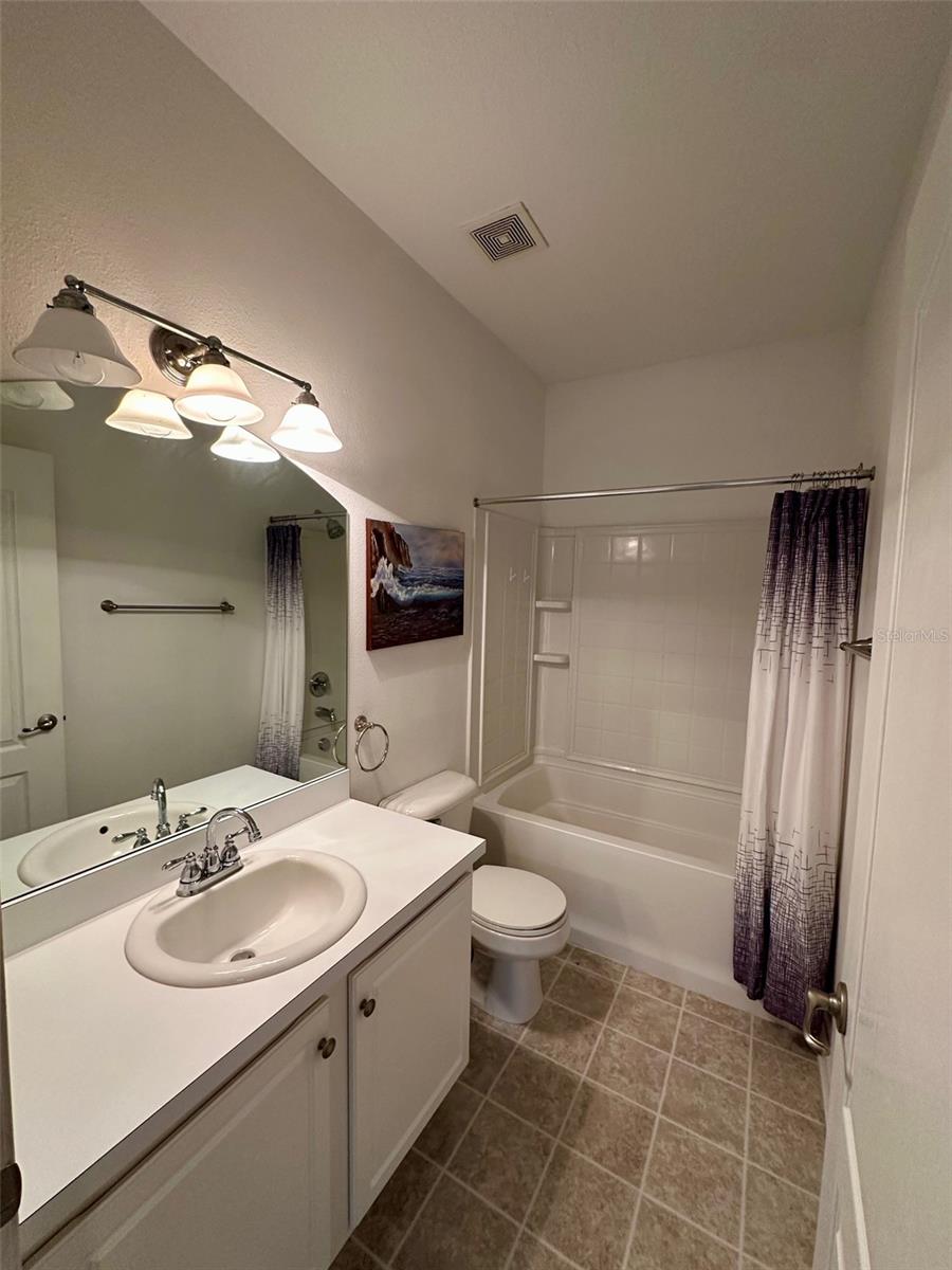 Listing photo id 22 for 15848 Fishhawk Falls Drive