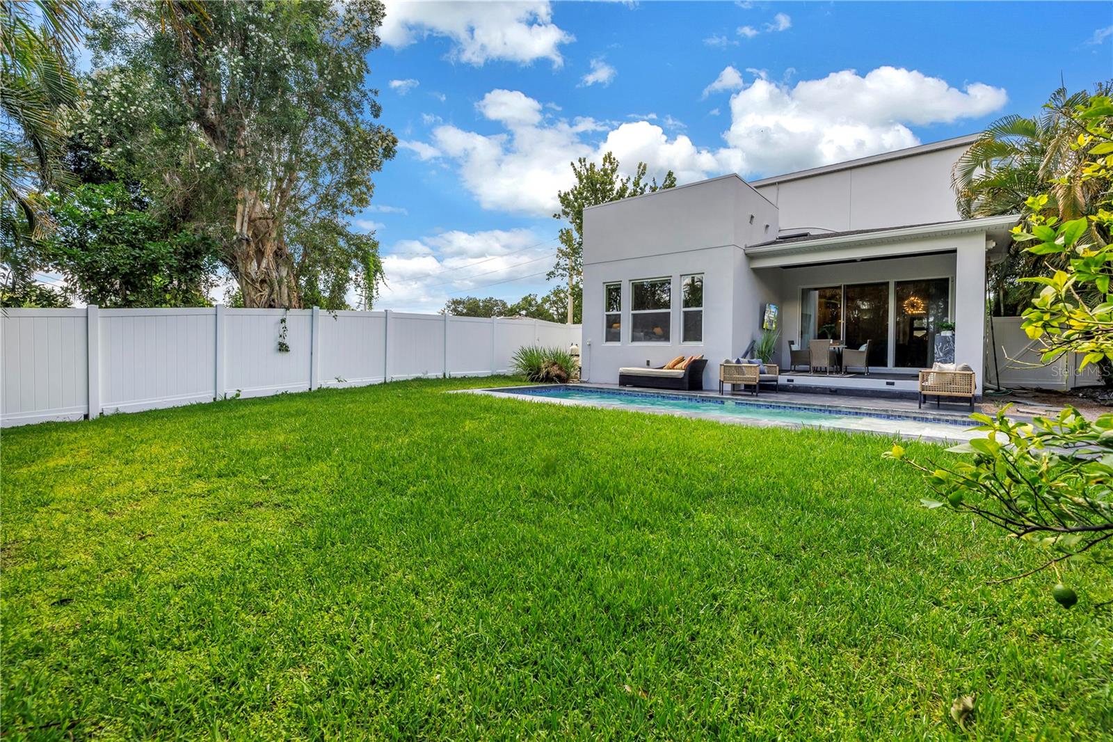Image 72 of 79 For 2246 Fiesta Drive