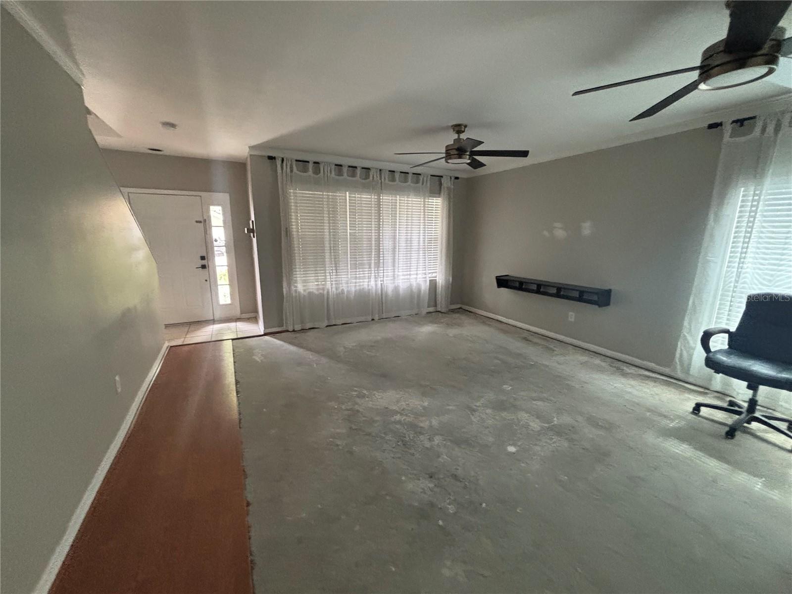 Image 42 of 44 For 10814 Newbridge Drive