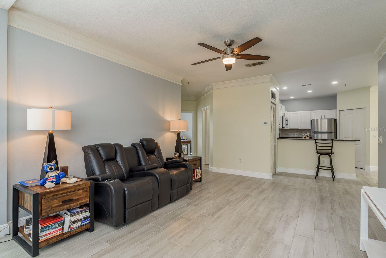 Image 14 of 41 For 4207 Dale Mabry Highway 12210