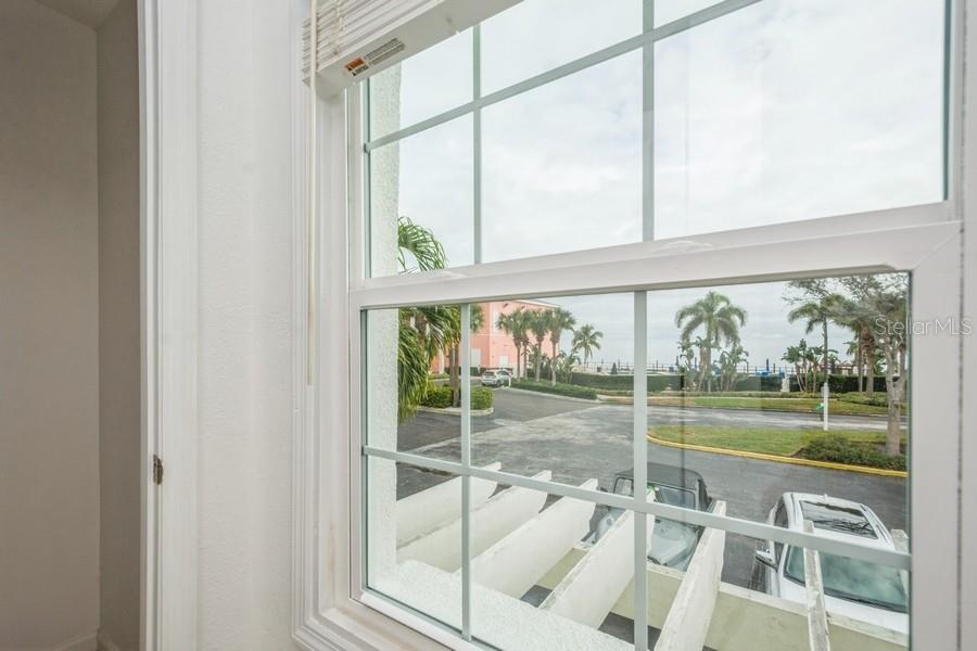 Image 24 of 52 For 5005 Coquina Key Drive Se E