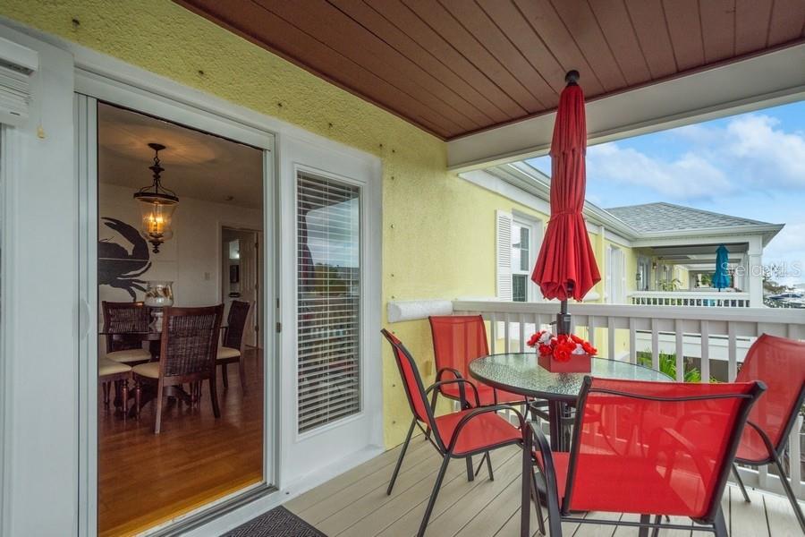 Image 36 of 52 For 5005 Coquina Key Drive Se E