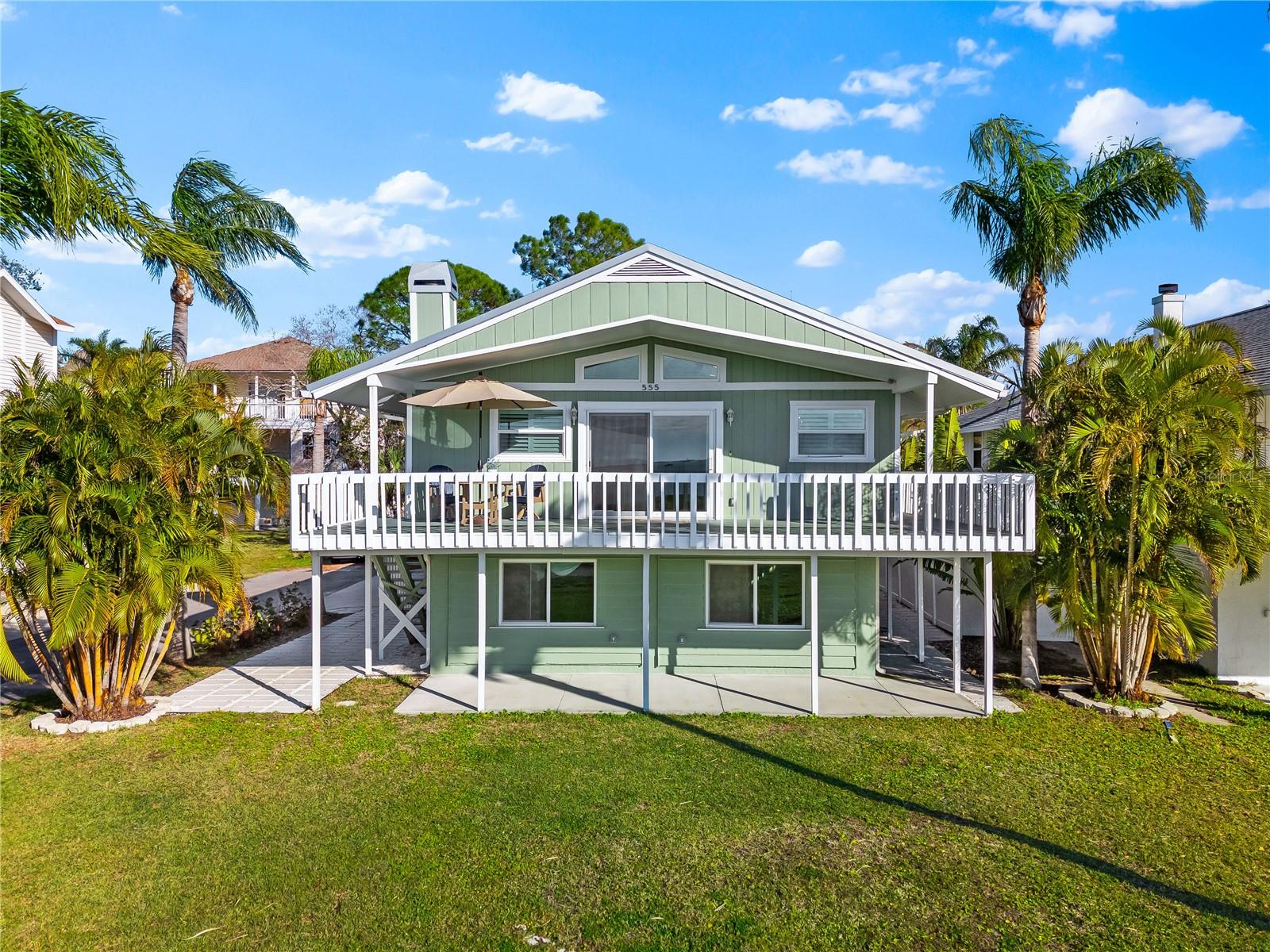 Listing photo id 52 for 555 Gulf Drive