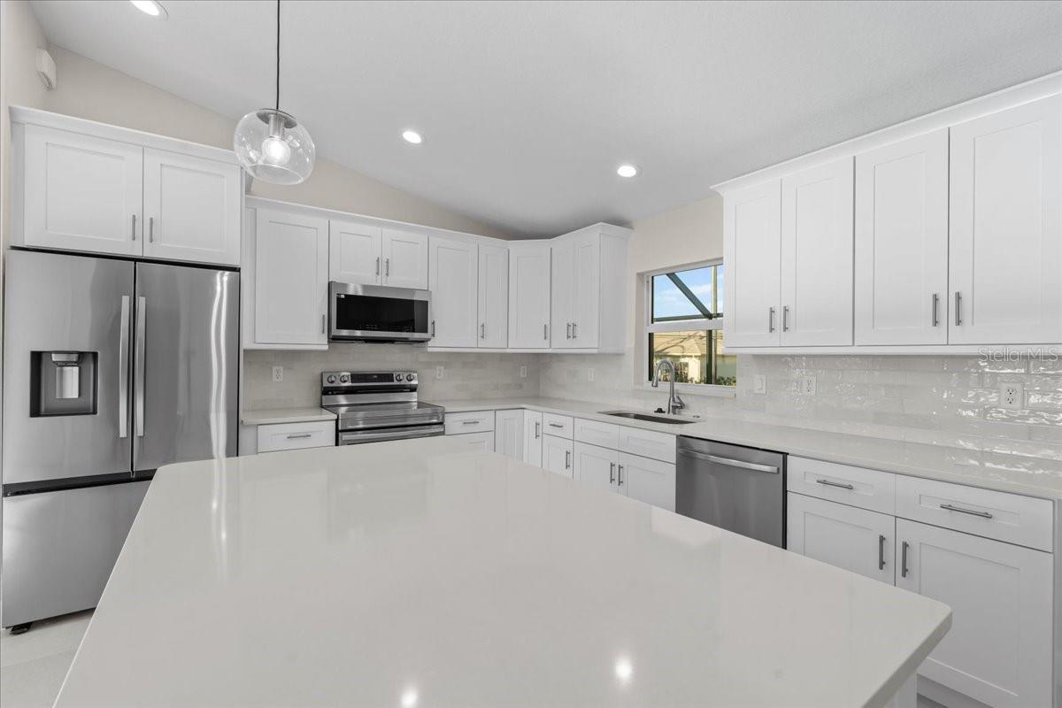 Image 7 of 32 For 7258 Bridgeport Lane