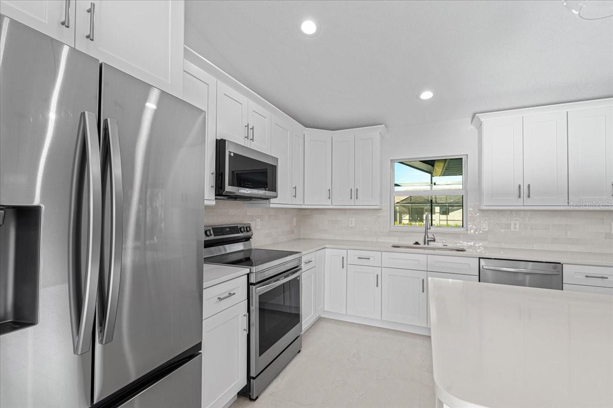 Image 9 of 32 For 7258 Bridgeport Lane