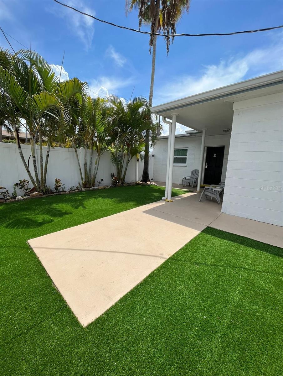 Image 33 of 41 For 14711 Gulf Boulevard