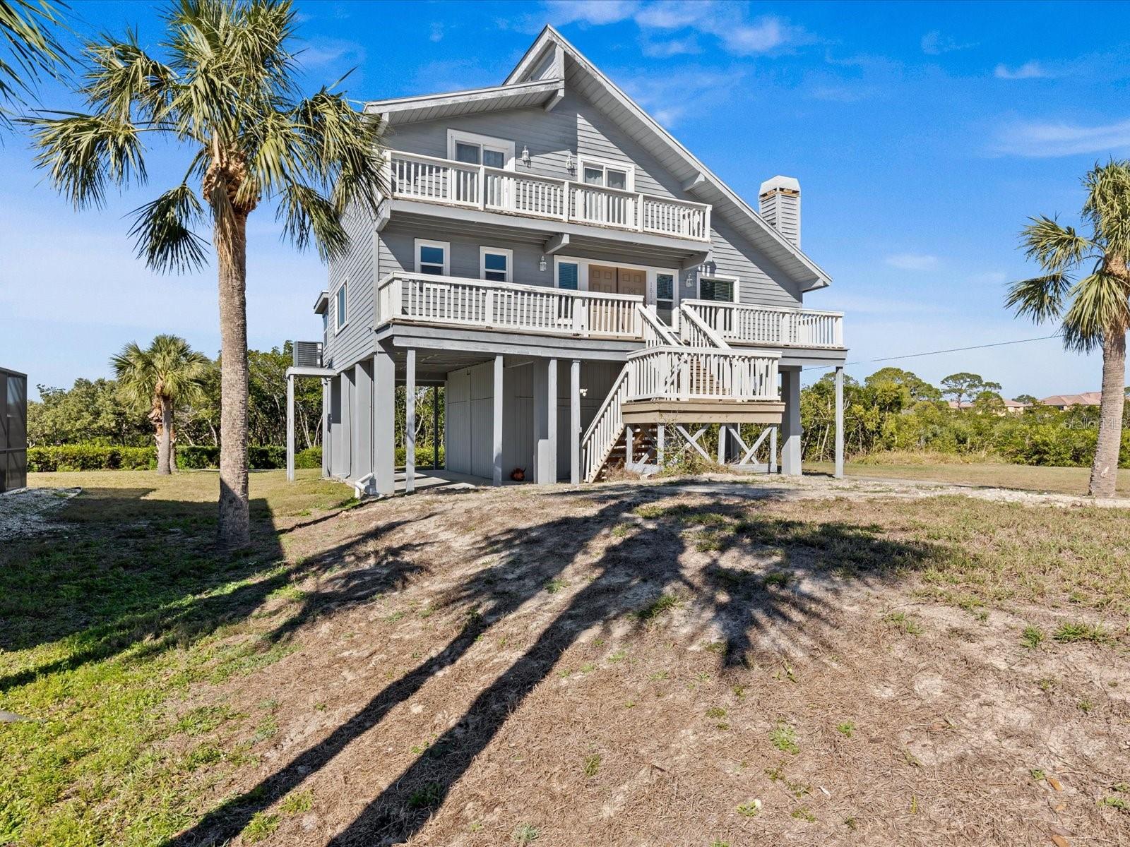 Listing photo id 0 for 1614 Sea Breeze Drive