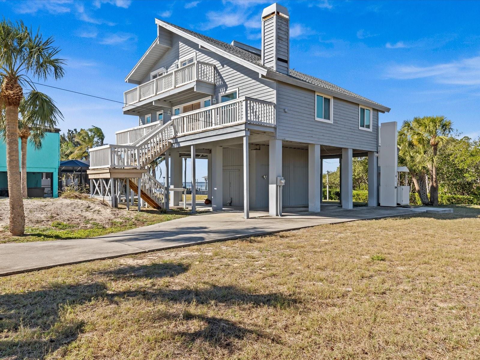 Listing photo id 53 for 1614 Sea Breeze Drive