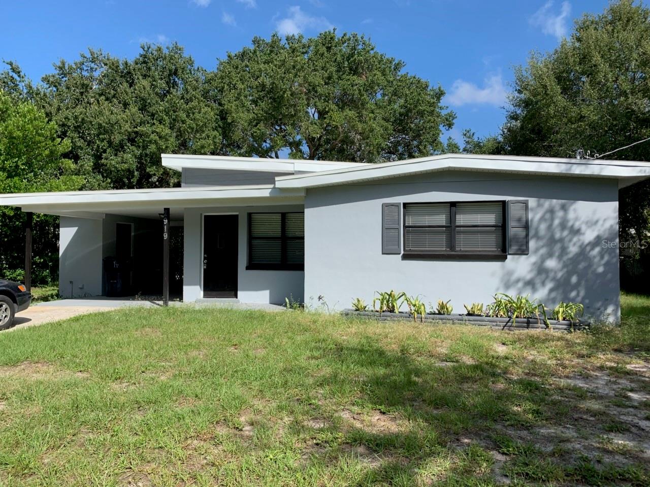 Listing Details for 2919 Ellis Drive, TAMPA, FL 33611