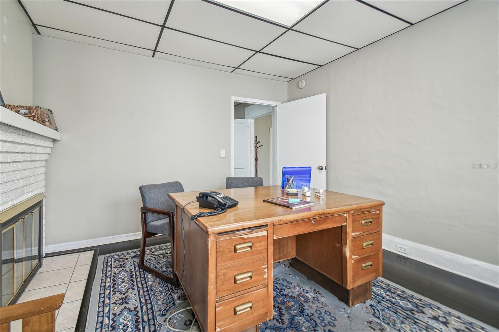 Listing photo id 8 for 304 Westland Avenue