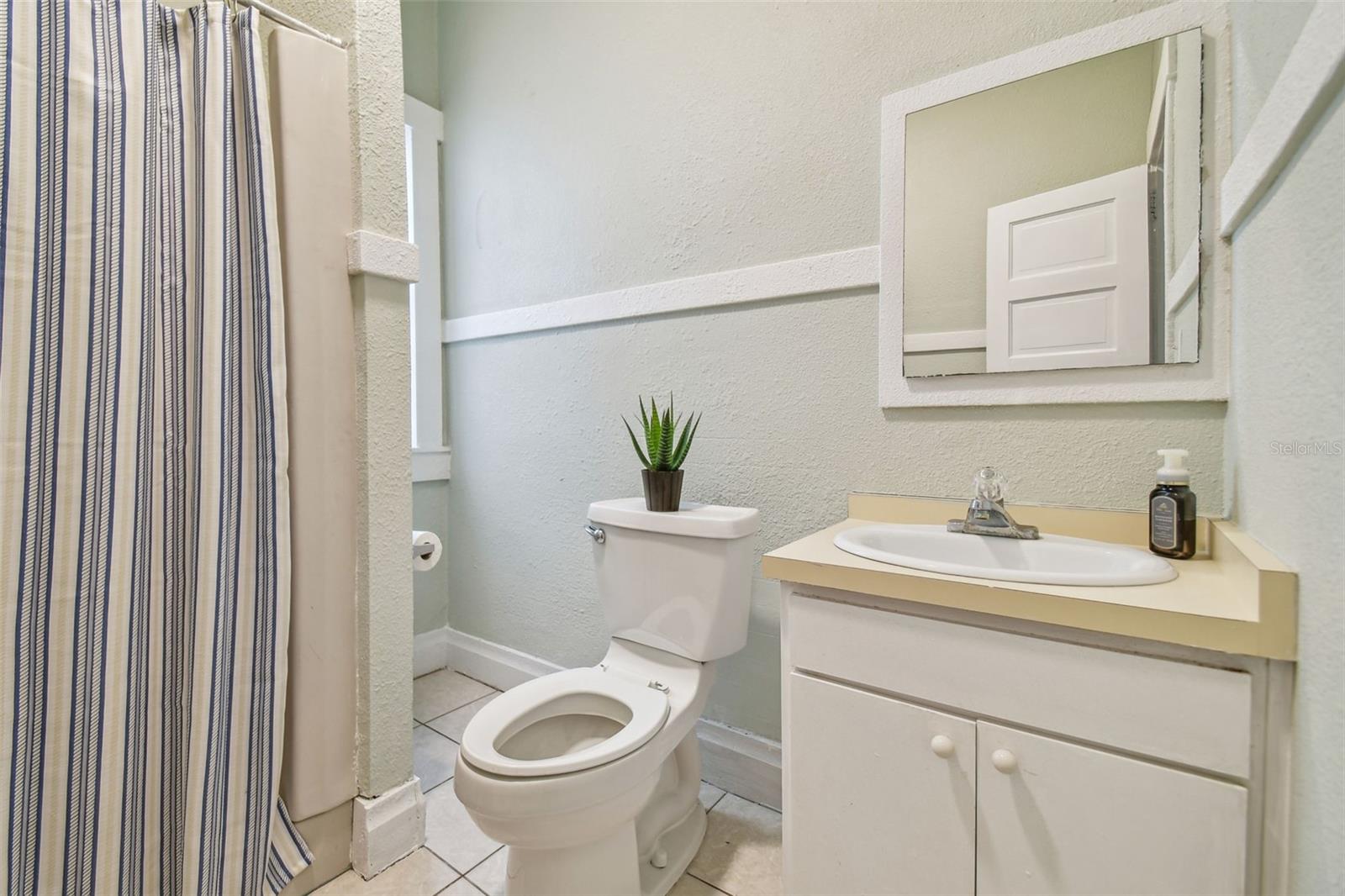 Listing photo id 15 for 304 Westland Avenue