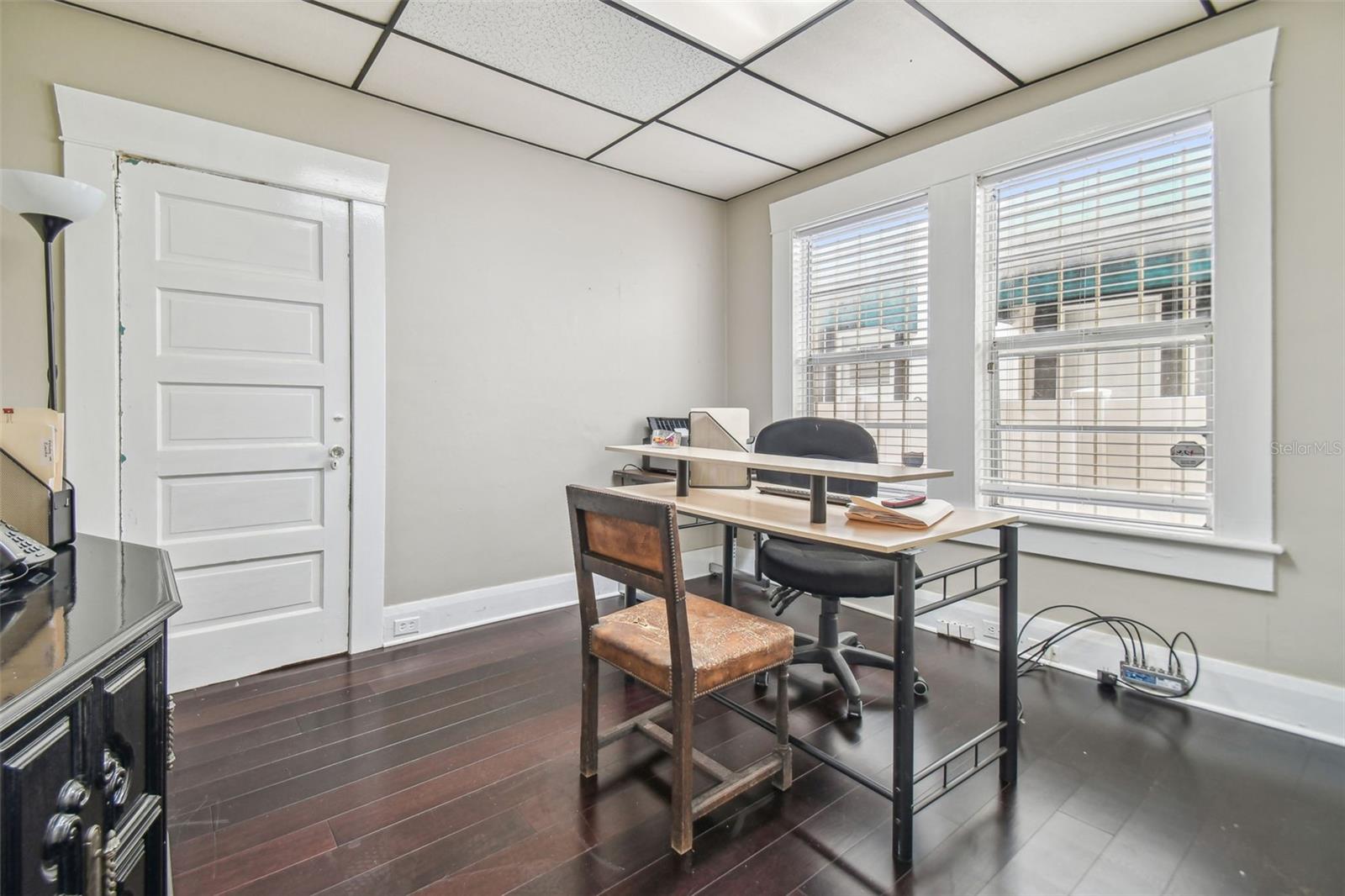 Listing photo id 16 for 304 Westland Avenue