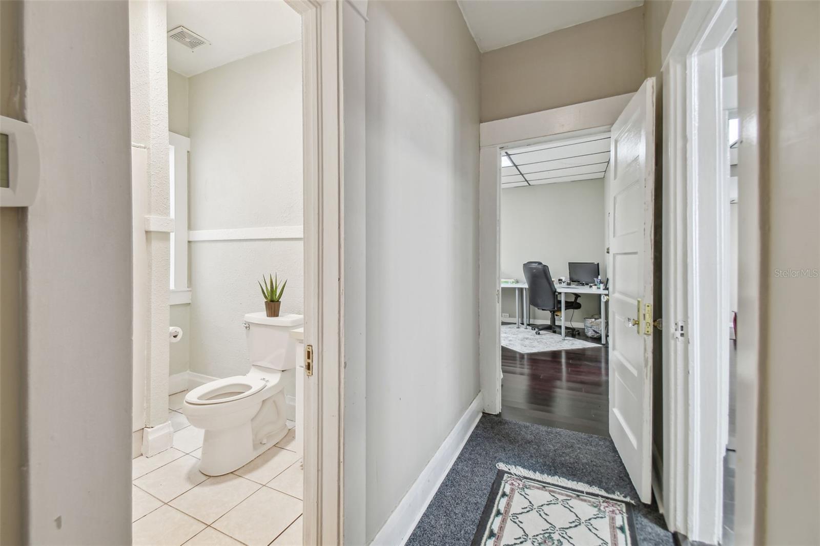 Listing photo id 18 for 304 Westland Avenue