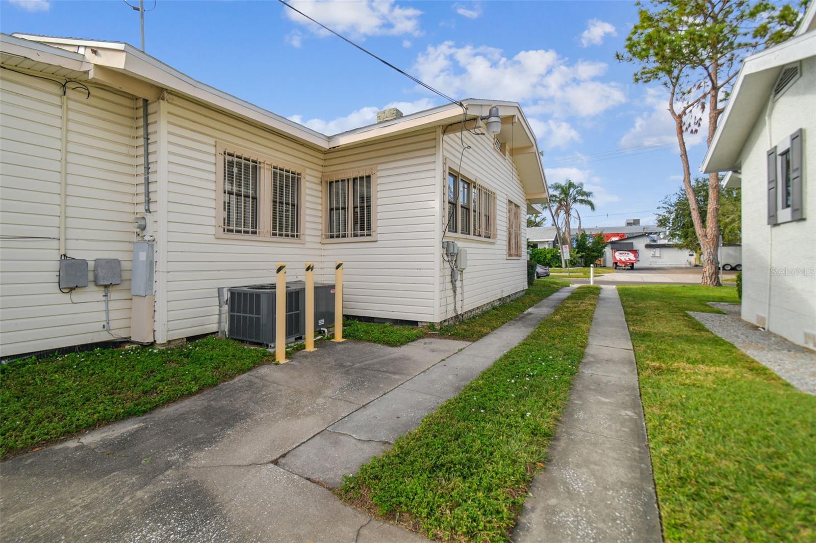 Listing photo id 30 for 304 Westland Avenue
