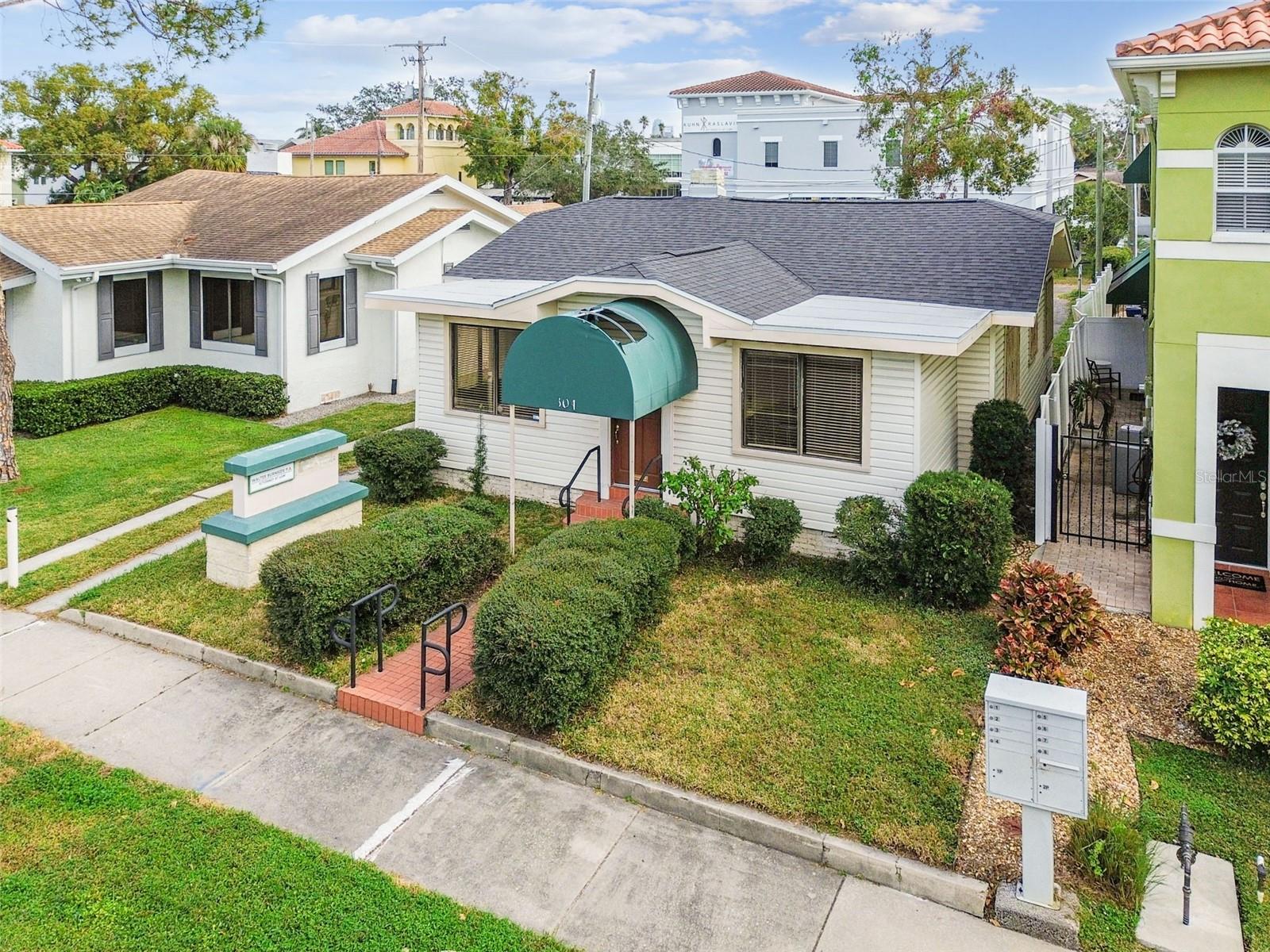 Listing photo id 34 for 304 Westland Avenue