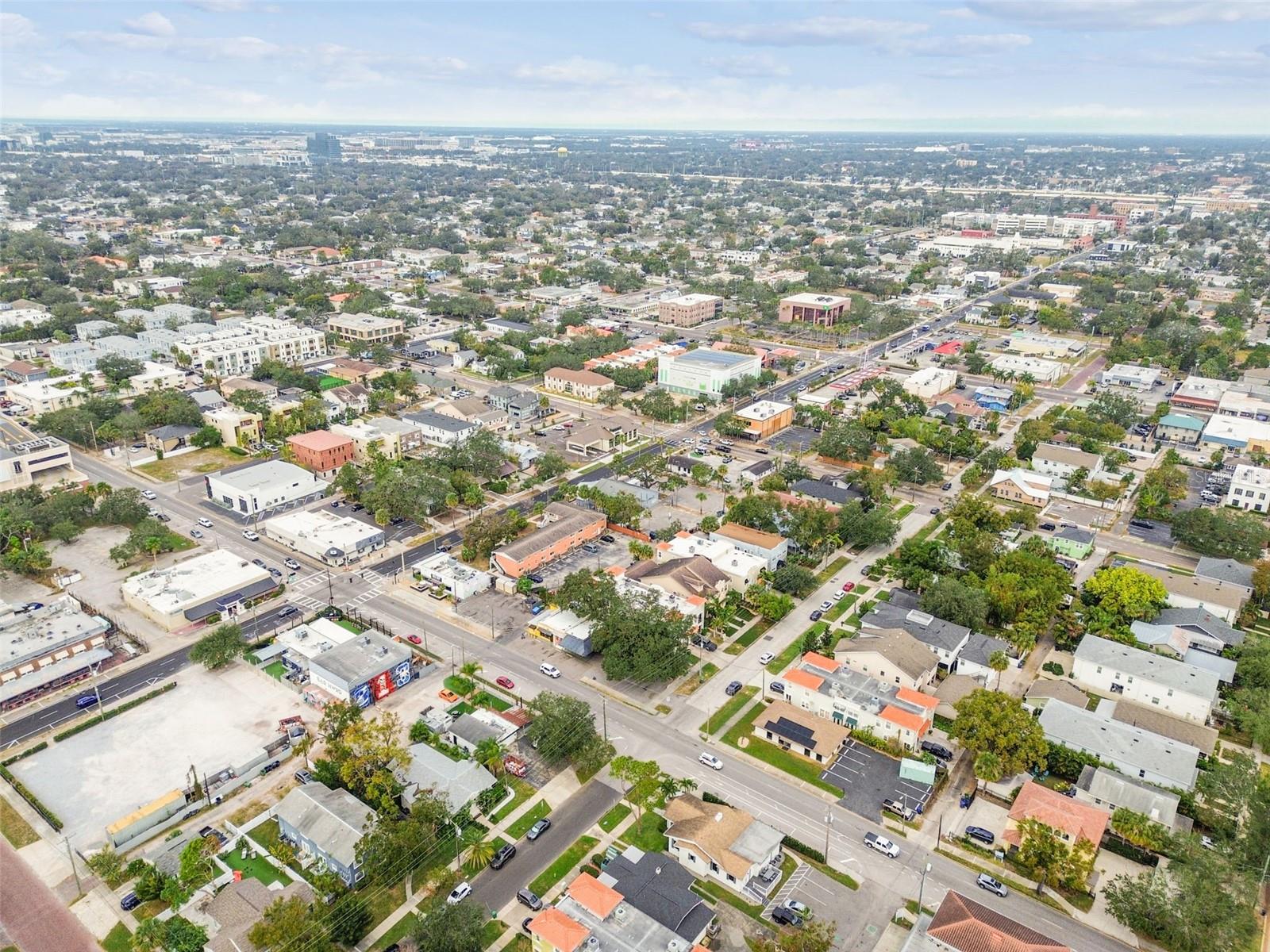 Listing photo id 48 for 304 Westland Avenue
