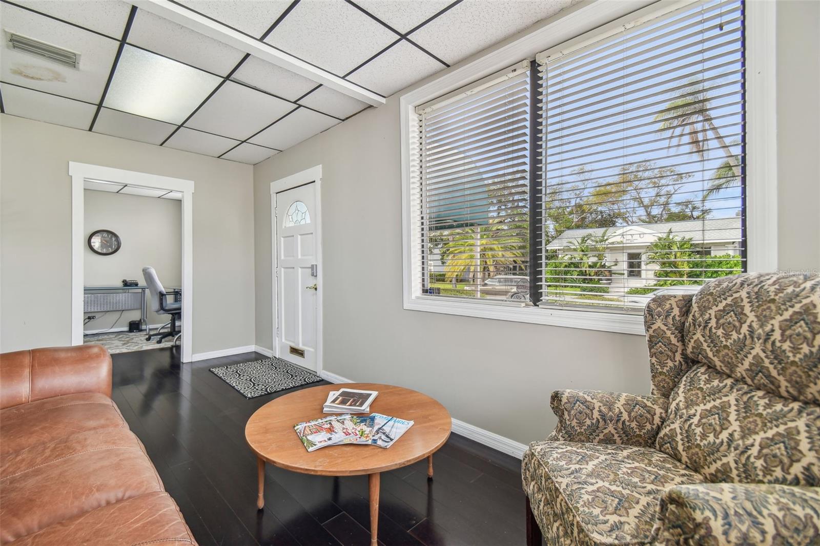 Listing photo id 4 for 304 Westland Avenue