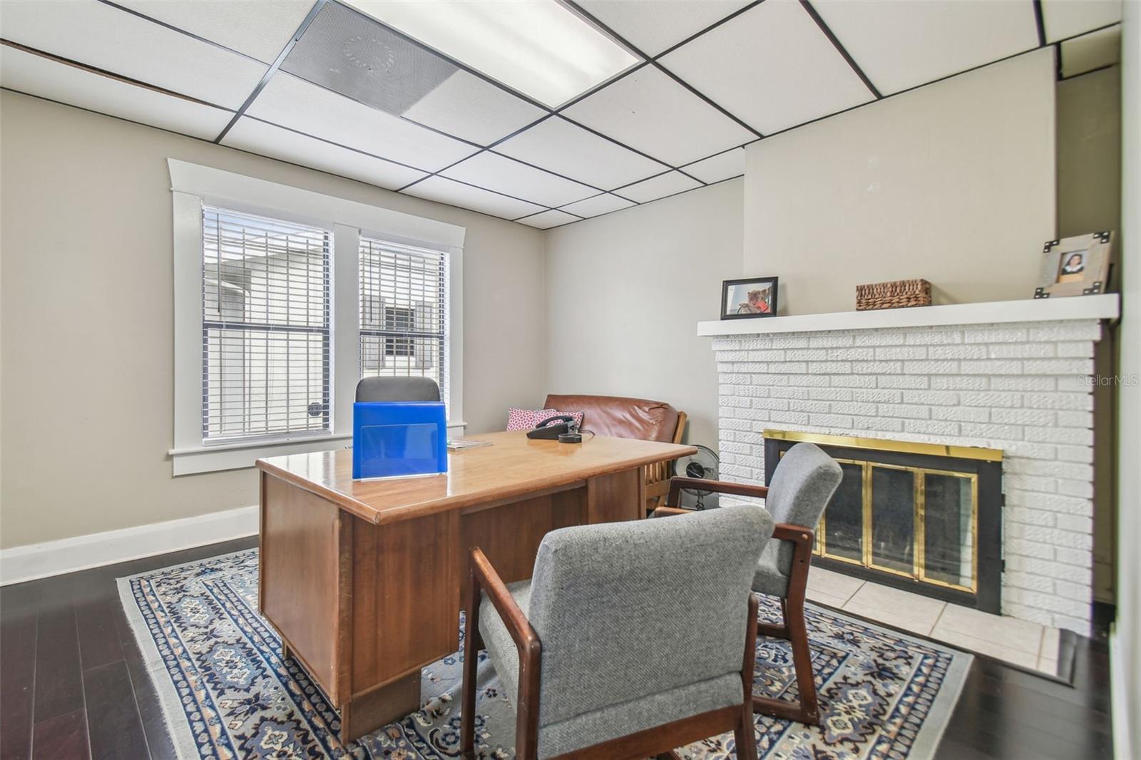Listing photo id 7 for 304 Westland Avenue