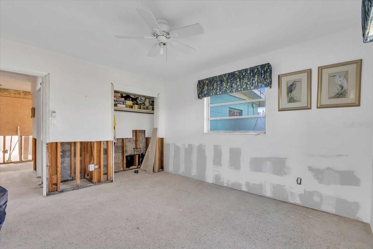 Image 8 of 28 For 11435 2nd Street E