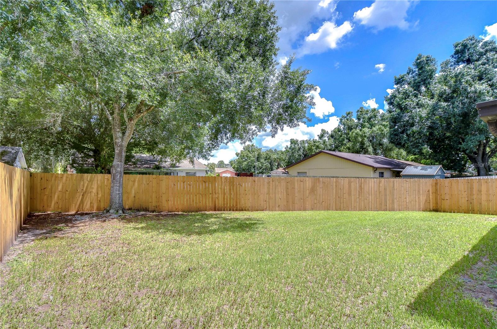 Image 41 of 52 For 11505 Blackbark Drive