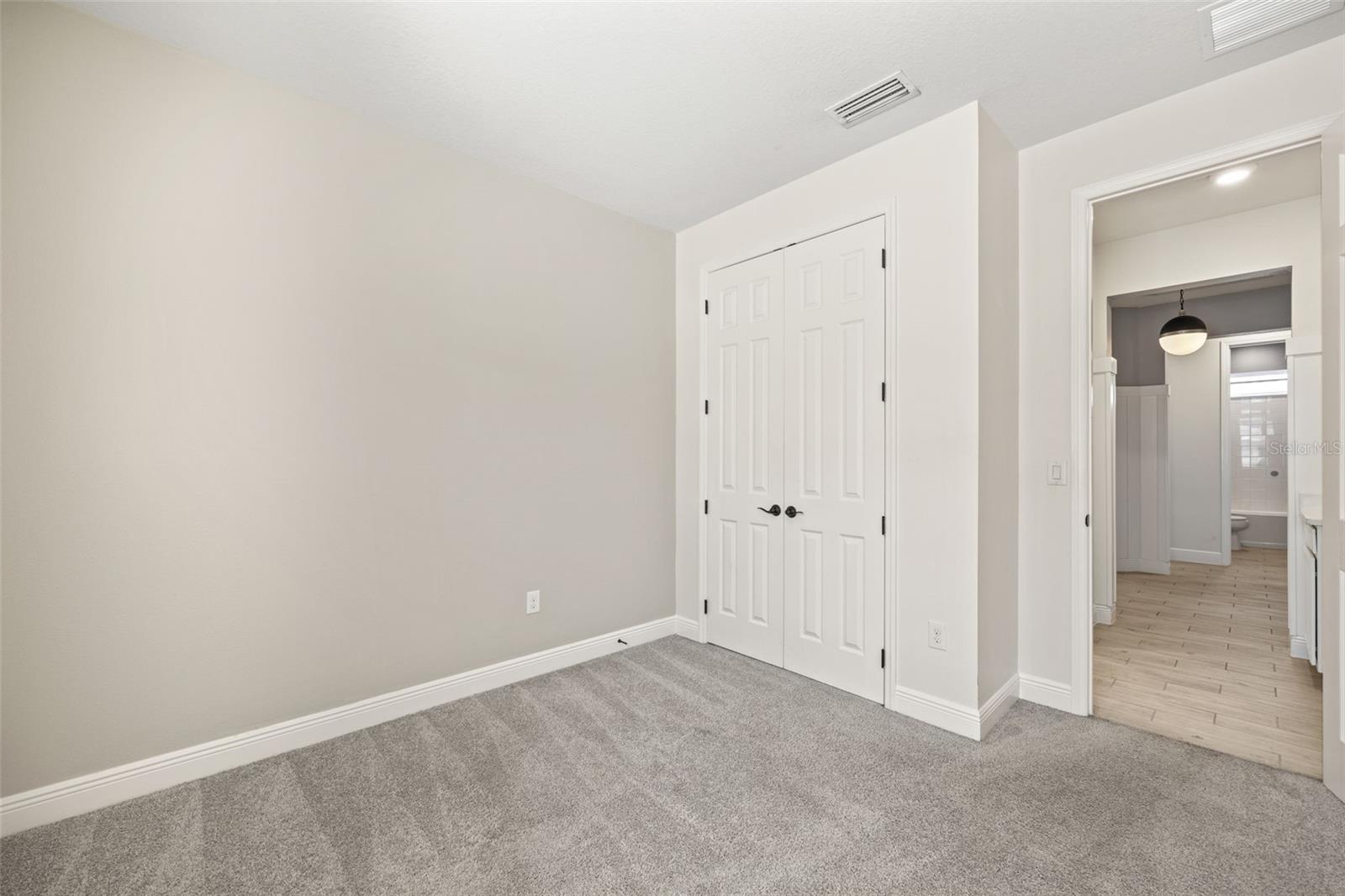 Image 30 of 74 For 6232 Sea Air Drive