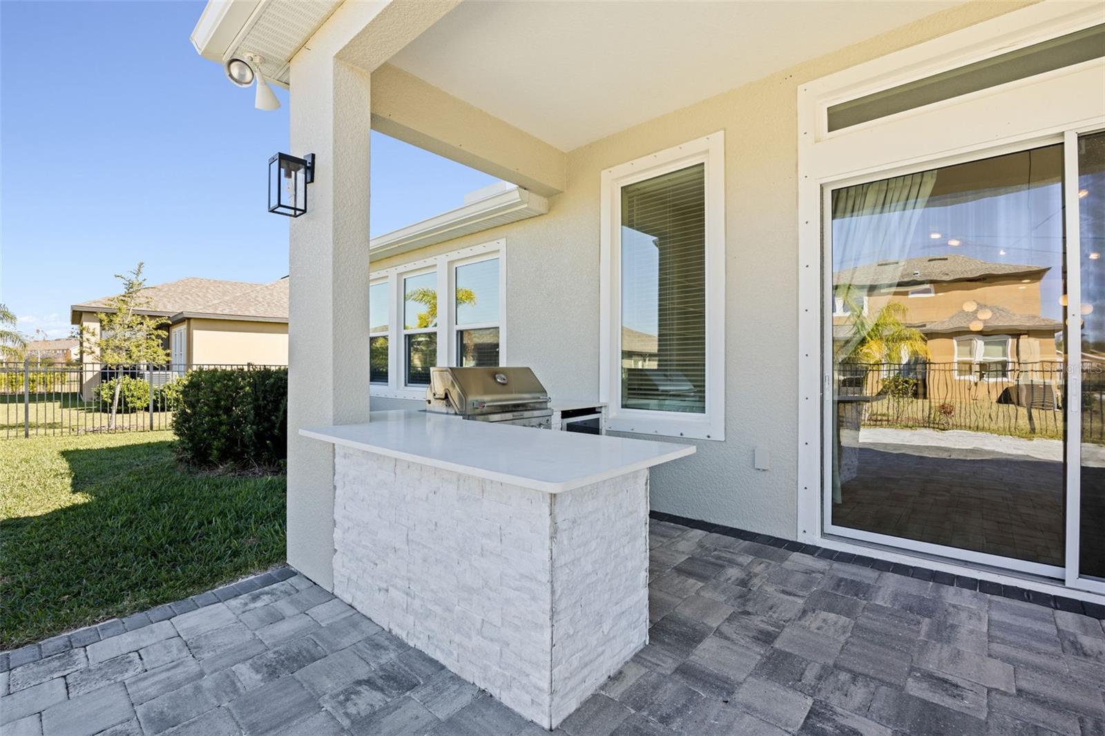 Image 33 of 74 For 6232 Sea Air Drive