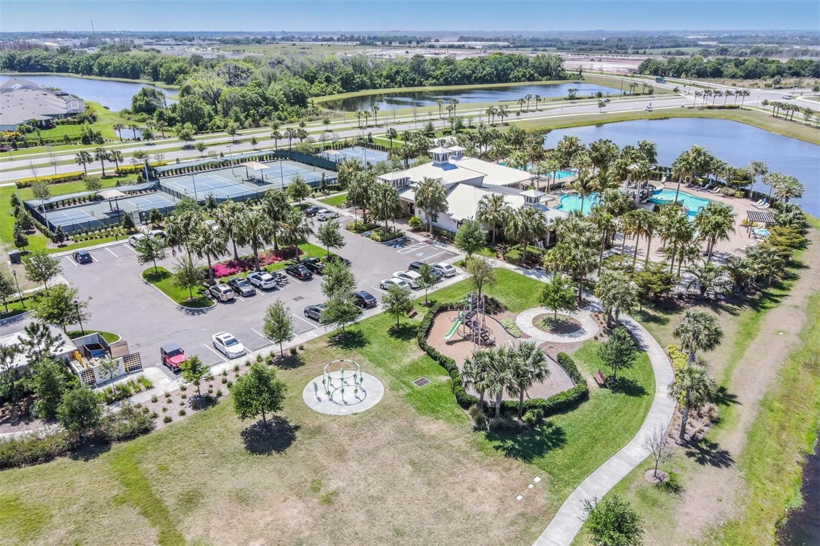 Image 68 of 74 For 6232 Sea Air Drive