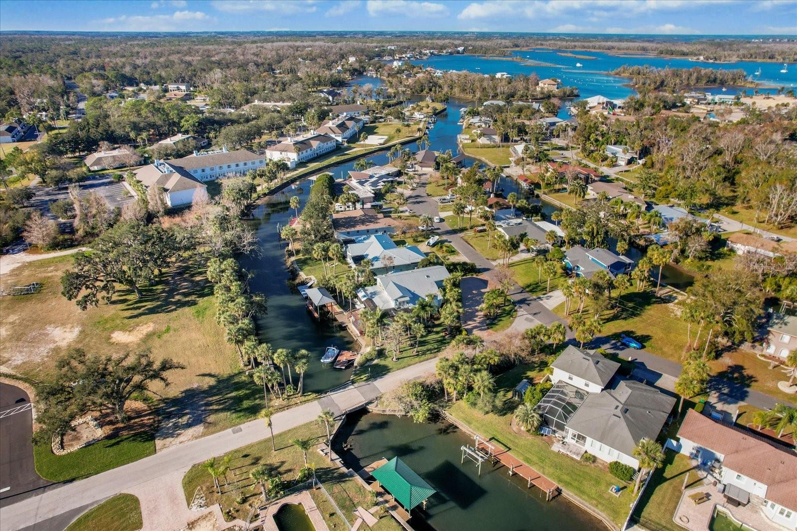 Image 89 of 92 For 9196 Harbor Isle Court