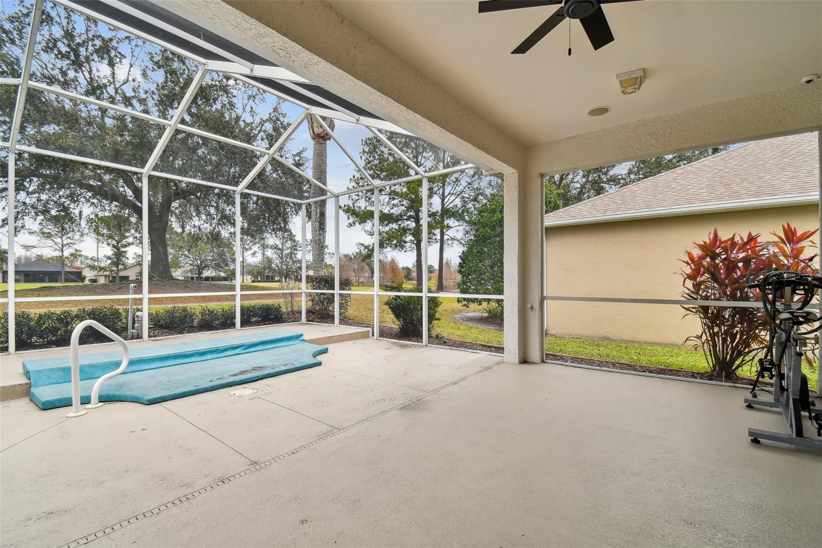 Listing photo id 52 for 23641 Coral Ridge Lane