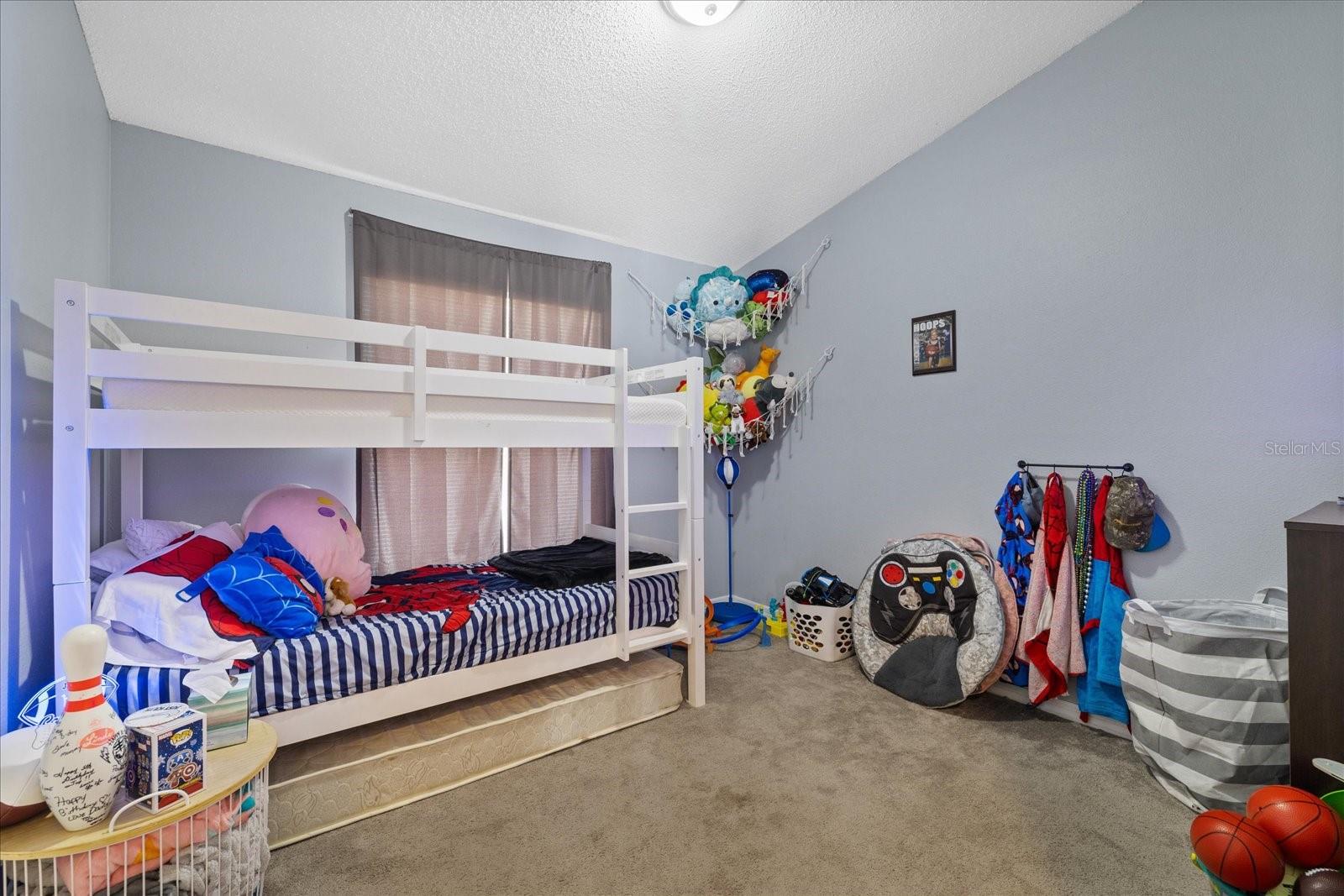 Listing photo id 14 for 12575 Maleo Rd