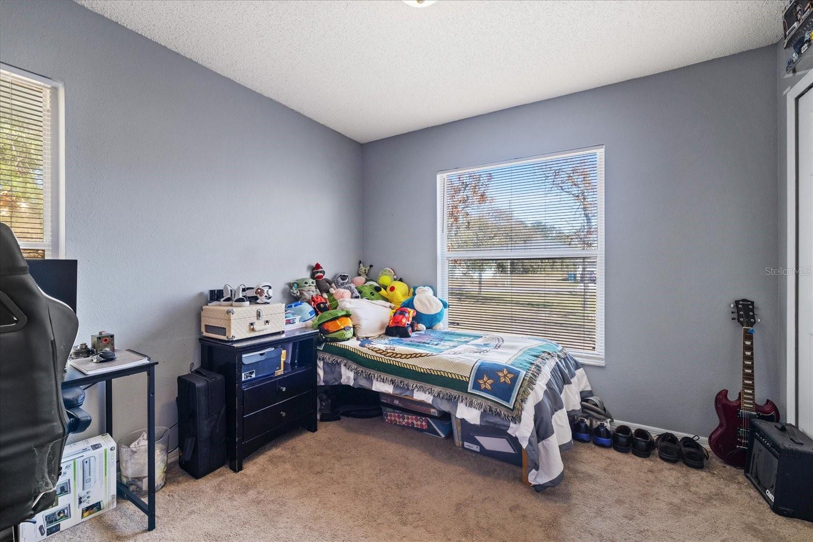 Listing photo id 16 for 12575 Maleo Rd