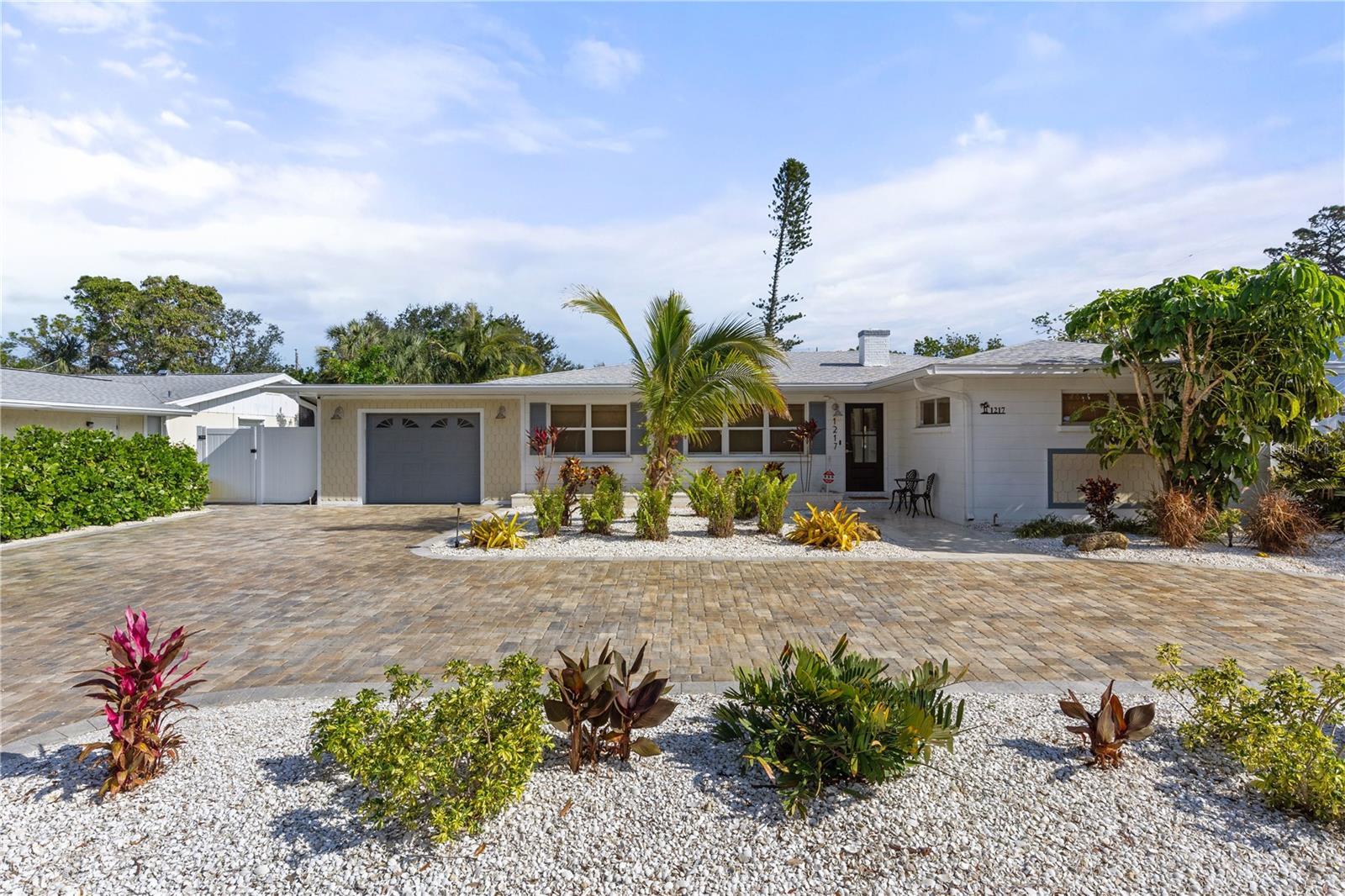 Details for 1217 De Narvaez Avenue, BRADENTON, FL 34209