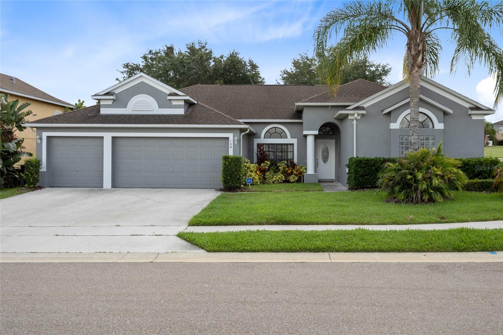 Details for 104 Waltham Court, DAVENPORT, FL 33897