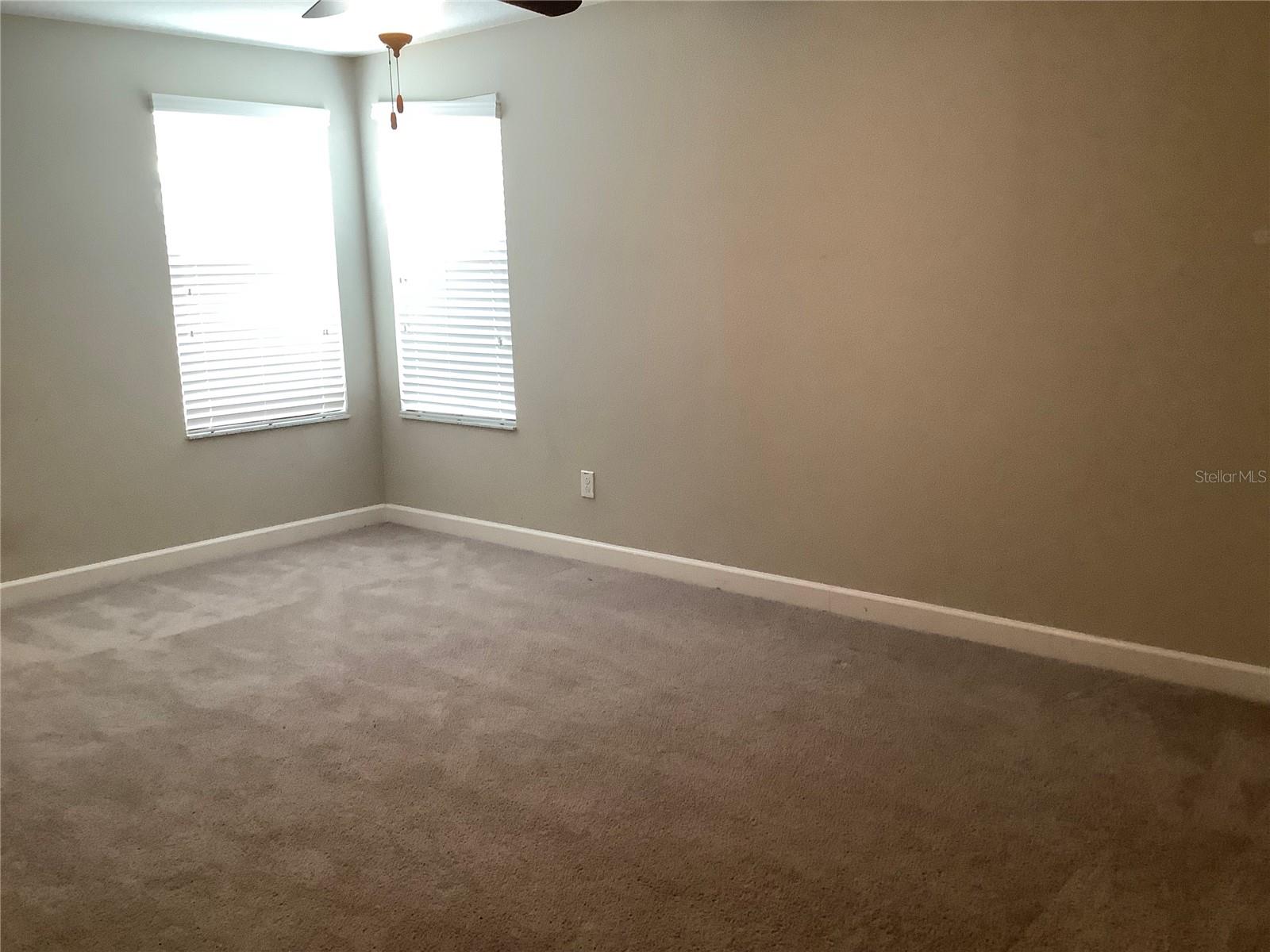 Listing photo id 23 for 2588 Bartolo Drive