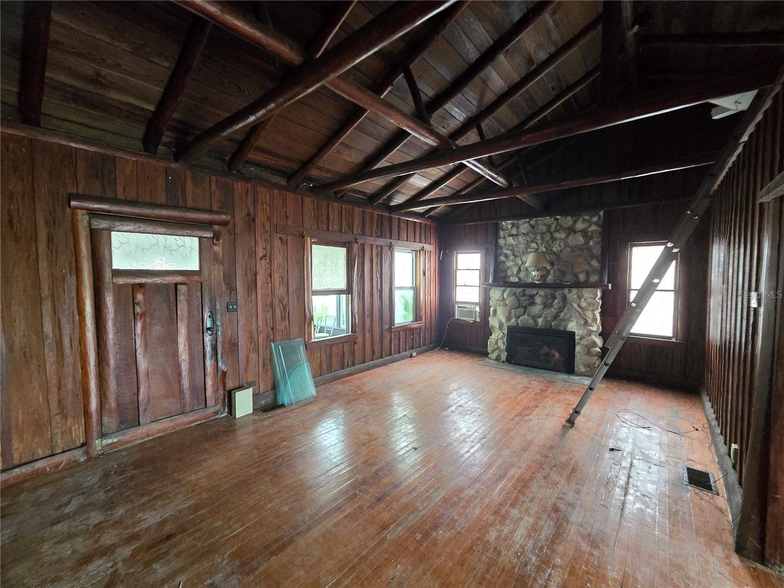 Image 16 of 55 For 13225 2nd Street E