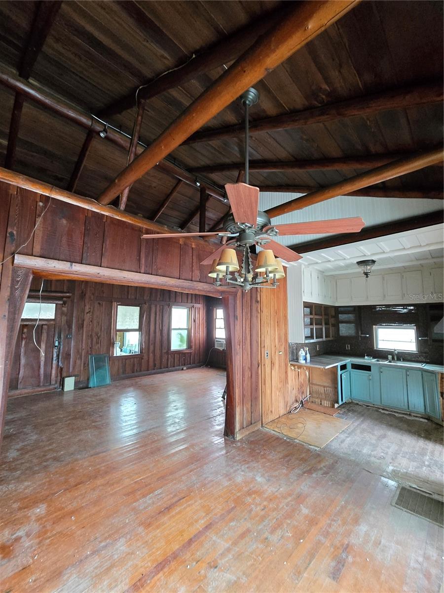 Image 21 of 55 For 13225 2nd Street E