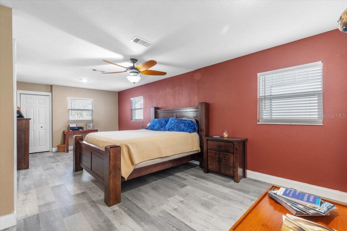 Listing photo id 19 for 7226 Alafia Ridge Loop