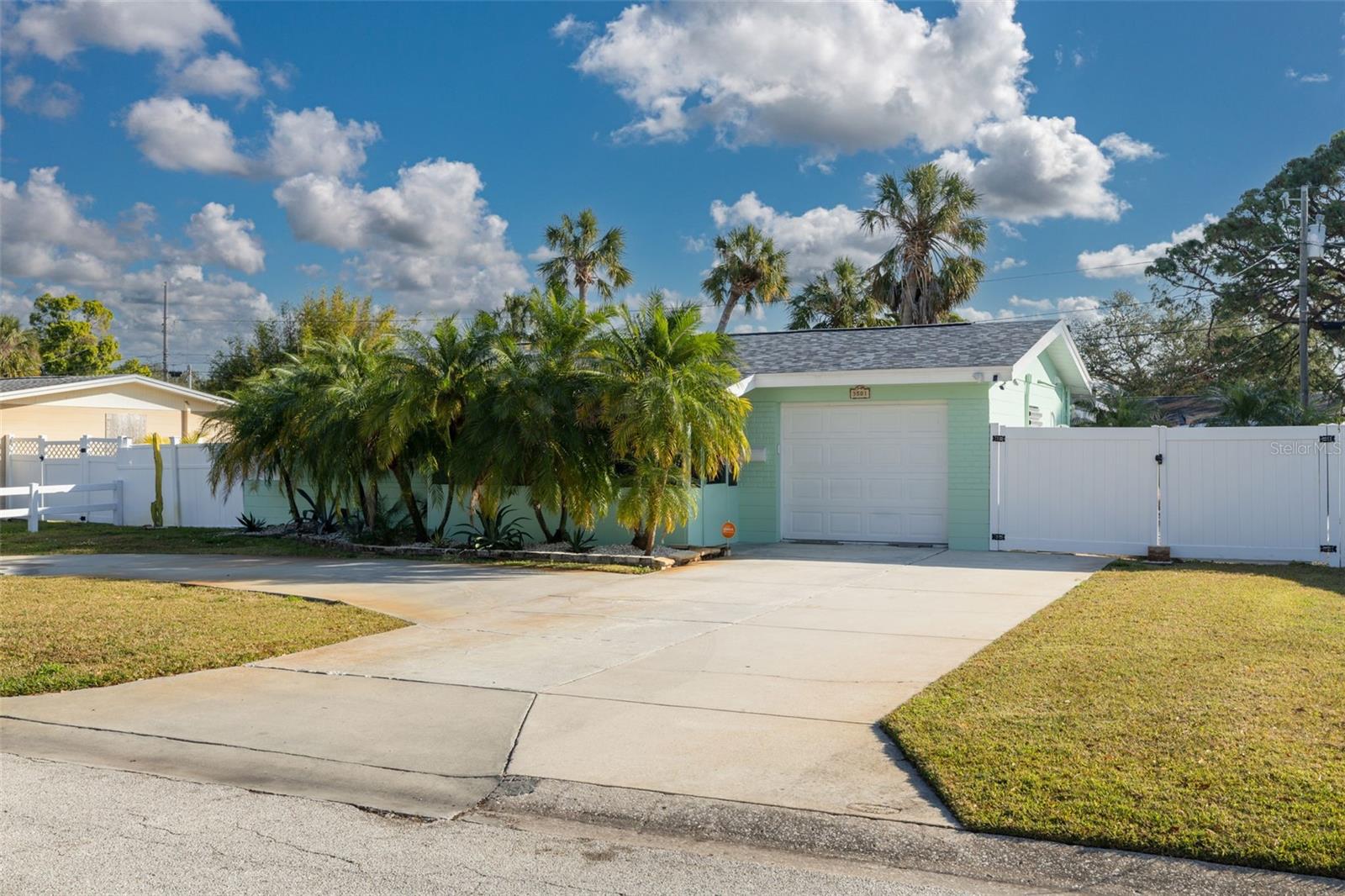 Details for 3501 70th Way N, ST PETERSBURG, FL 33710