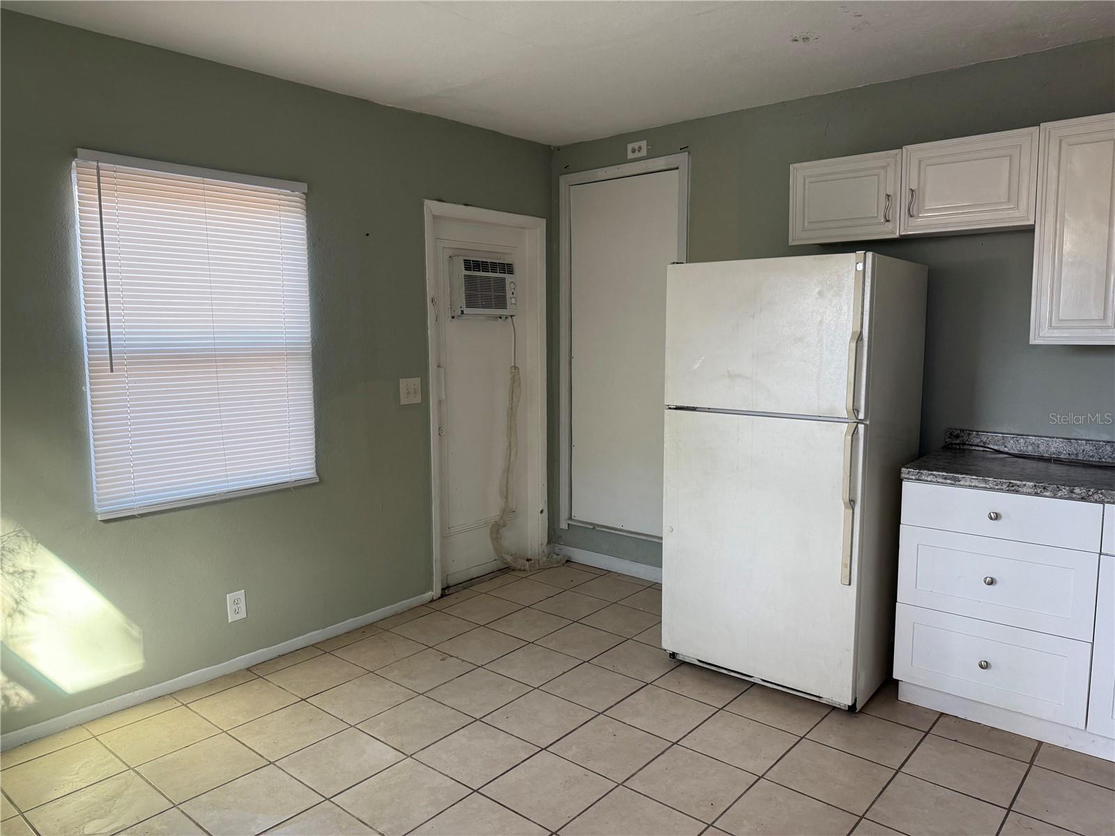 Image 12 of 14 For 1508 Tilley Avenue