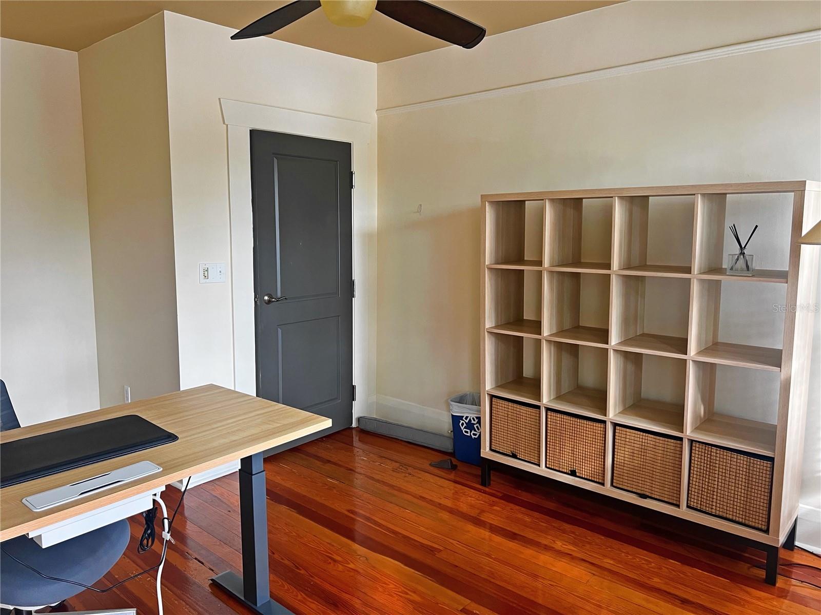Image 7 of 14 For 1405 Swann Avenue