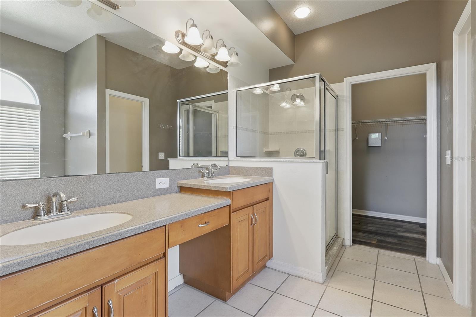 Image 29 of 36 For 11321 Flora Springs Drive